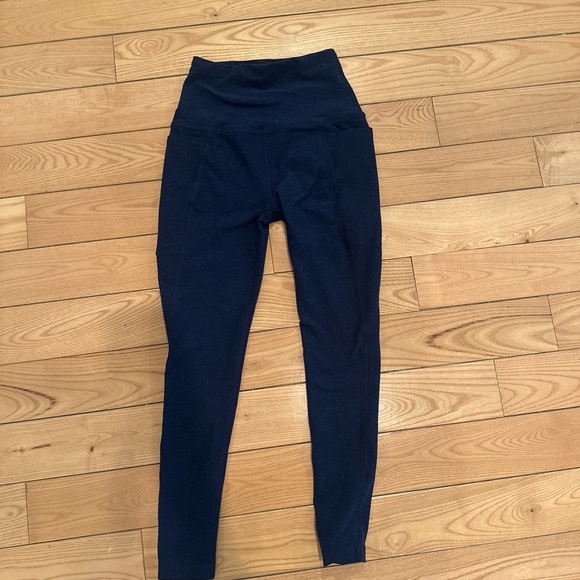 High-Rise Navy Heather Leggings - Picture 2 of 2